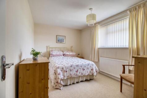Bedroom Two - EweMove Swindon South