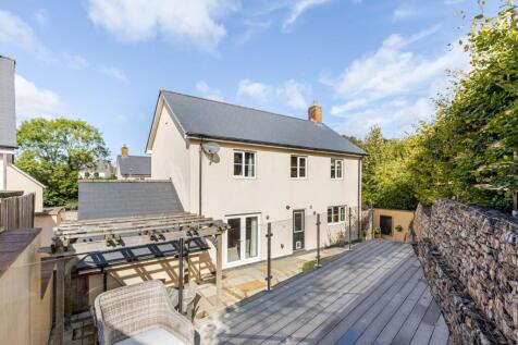 A06 - 49 Charles Road, Kingskerswell - 250904