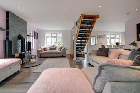Sitting Dining Room