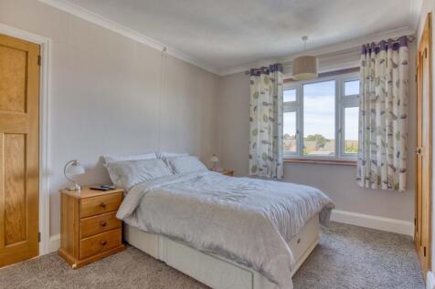 Ewemove Taunton Hillview (19)