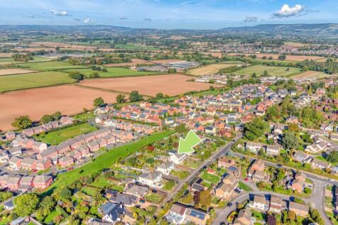 Ewemove Taunton Hillview (4) a