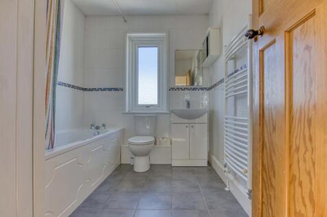 Ewemove Taunton Hillview (22)
