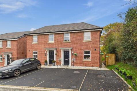 EWEMOVE TIVERTON - FRONT IMAGE