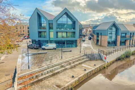 Ewemove - The Jetty (15)