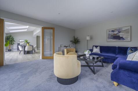 Lounge - EweMove Swindon South