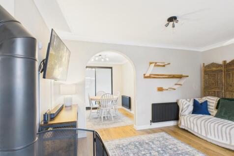 CAM05532G0-PR0009-STILL015