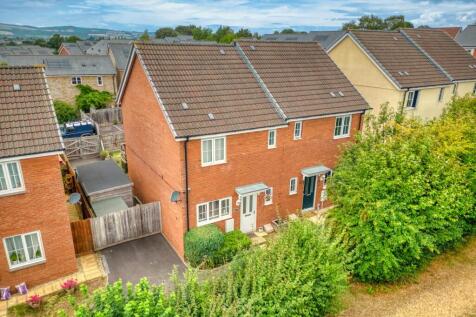 Ewemove Taunton Quartly Drive