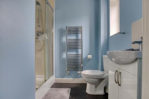 Ewemove Taunton Quartly Drive 17