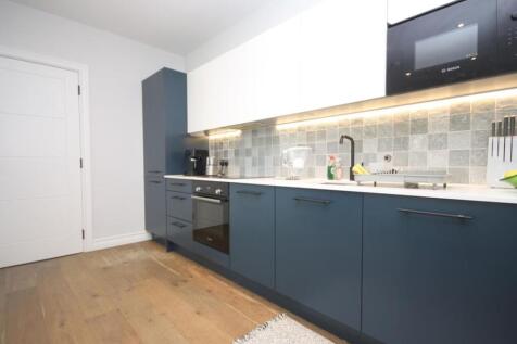 03Kitchen
