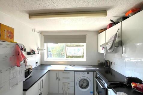 04Kitchen