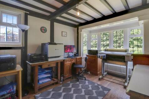 Office/Bedroom 4