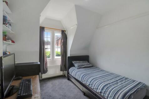 Bedroom 3 (Double)