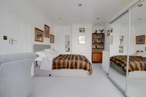 Reception2 Bedroom5