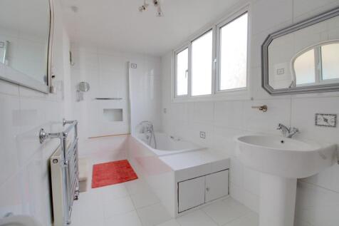EnSuiteBathroom