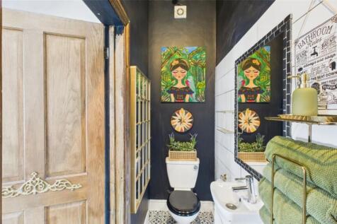 Modern Bathroom