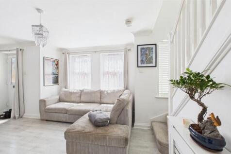 ewemove-InkermanRoad-living2