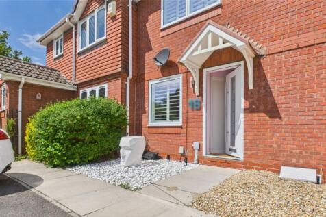 ewemove-ennelclose-entrance