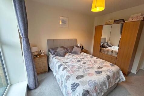 Bedroom 1 (2nd shot)