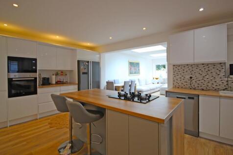 Kitchen shot 1