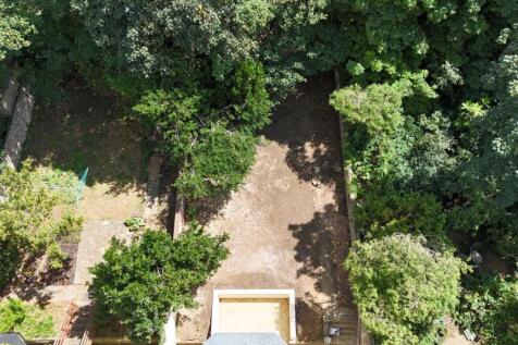 Large Garden Arial
