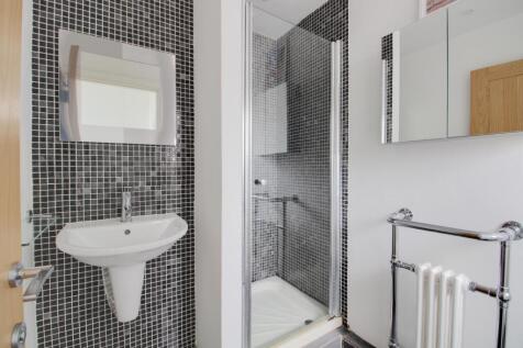 En Suite Shower