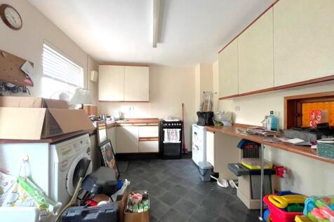 02Kitchen