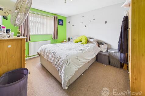 CAM03624G0-PR0158-STILL025