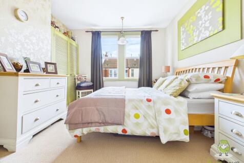 CAM01543G0-PR0149-STILL070