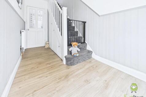 CAM01543G0-PR0160-STILL017