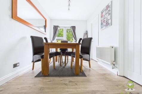 CAM01543G0-PR0160-STILL008