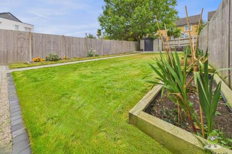 CAM01543G0-PR0160-STILL038