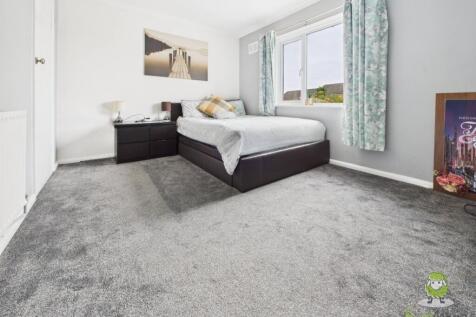 CAM01543G0-PR0160-STILL027