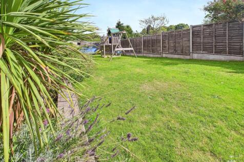 CAM01543G0-PR0155-STILL024