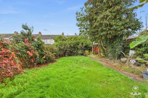 CAM01543G0-PR0161-STILL010