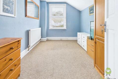 CAM01543G0-PR0162-STILL012