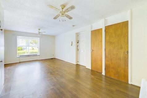 CAM01543G0-PR0027-STILL005