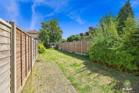 CAM01543G0-PR0145-STILL039