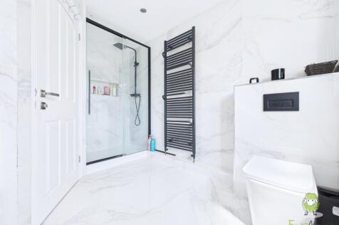 CAM01543G0-PR0141-STILL116