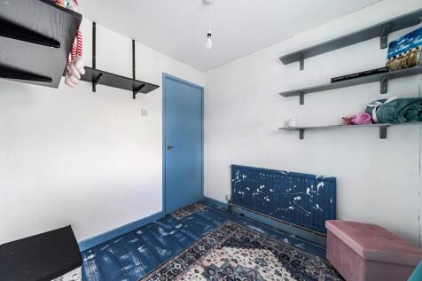 CWRTT PENTWYN BEDROOM 3