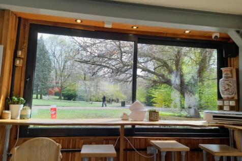priory gardens cafe