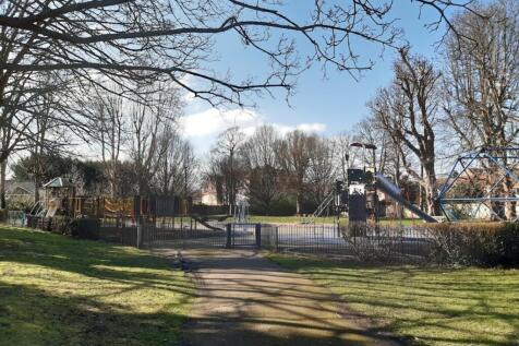 priorygardensplay