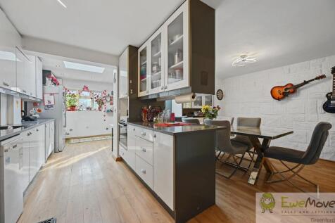 EWEMove - 317 Sheepcot Lane - Kitchen3 (1)