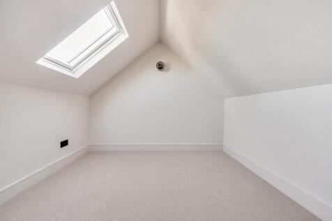 Loft room dean du Plessis ewemove cheam and sutton