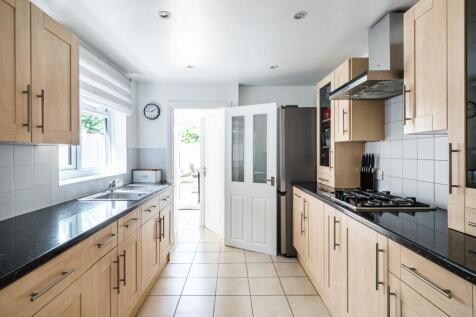 11-NUTFIELD-ROAD-5