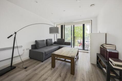 Flat 103 1A Hillreach -008