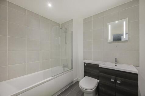 Flat 103 1A Hillreach -004