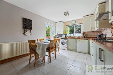 EWEMove - 81 Fairview Crescent - 15 (1)