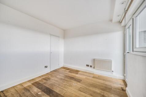 1356704-5-68d397eac2e1a