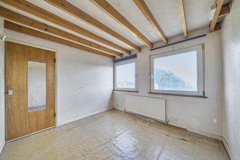 1361150-4-68dbd09a87502