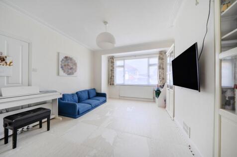 1364768-9-68e79f4c3ba3f